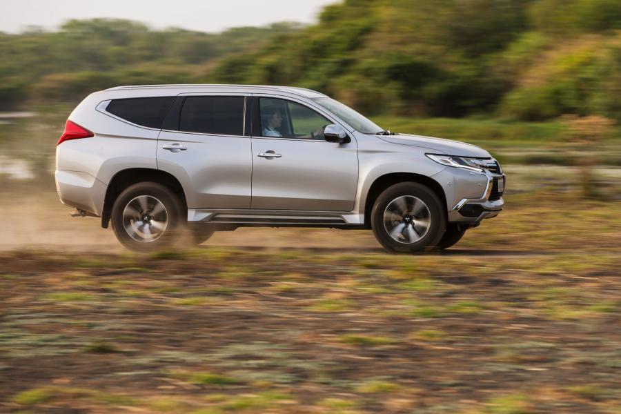  Mitsubishi Pajero Sport Exceed 2015 года  (AU) (фото 33 из 40)